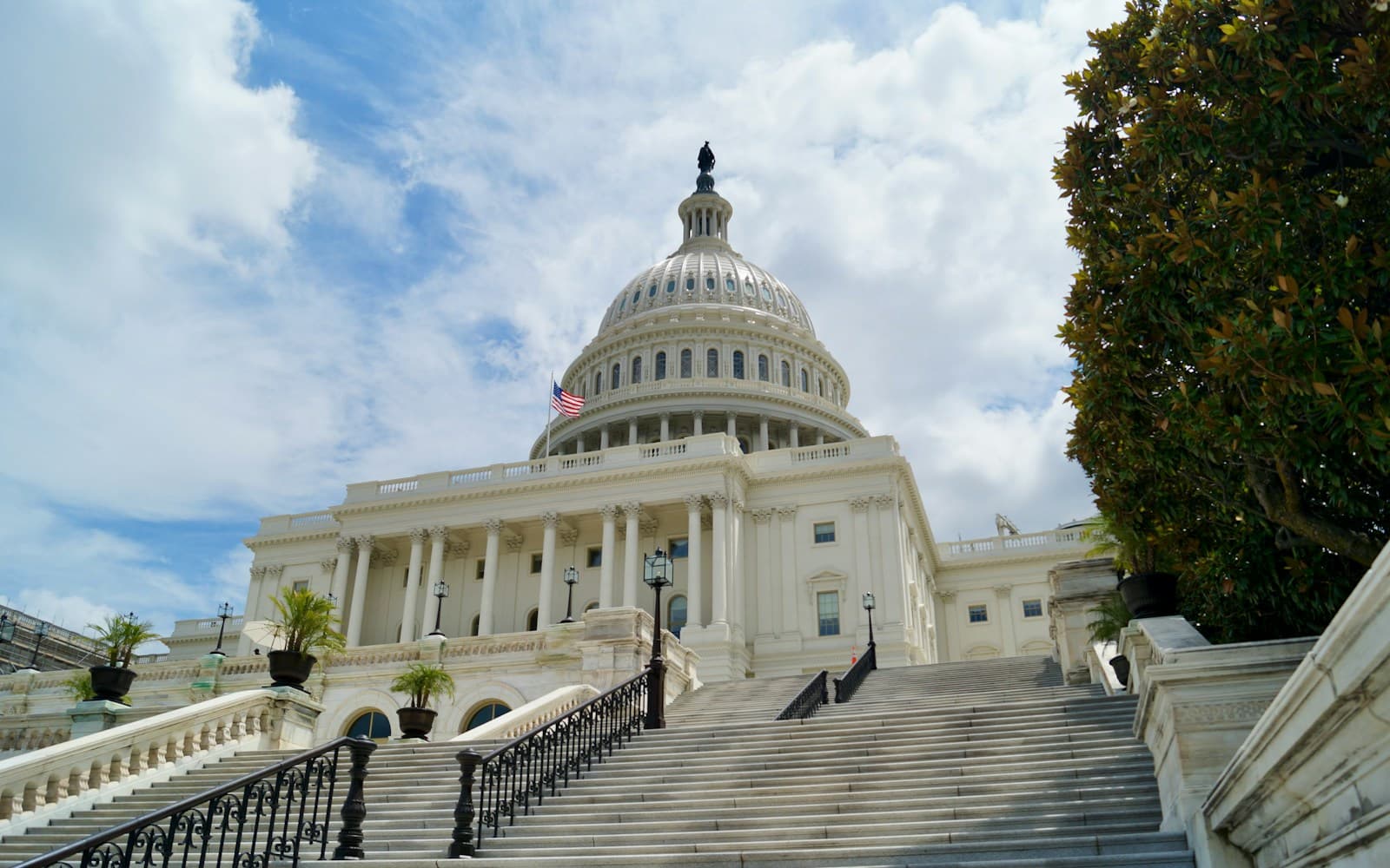 Unsplash public sector wallpaper with a government capitol building